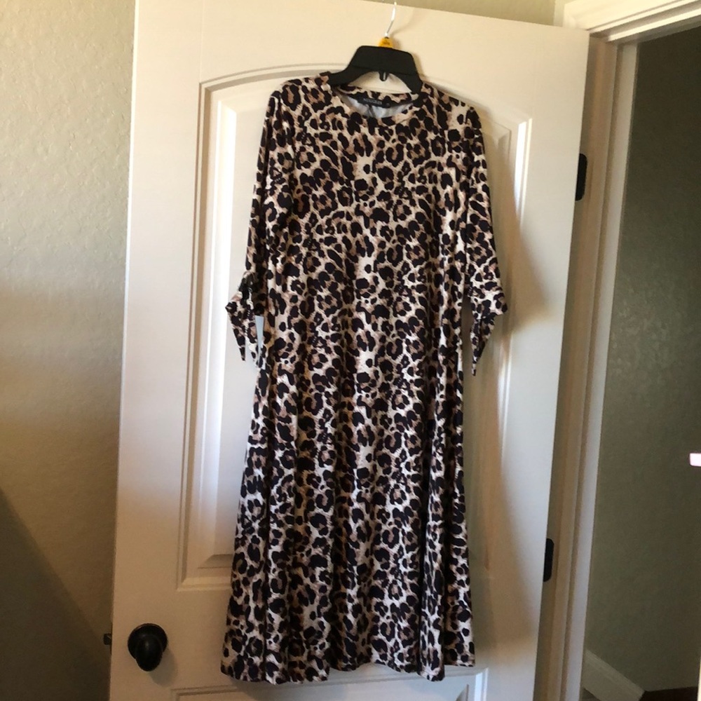 Girl’s dress